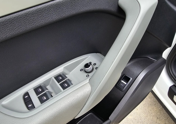 Audi Q5 cena 125458 przebieg: 155000, rok produkcji 2018 z Bystrzyca Kłodzka małe 781